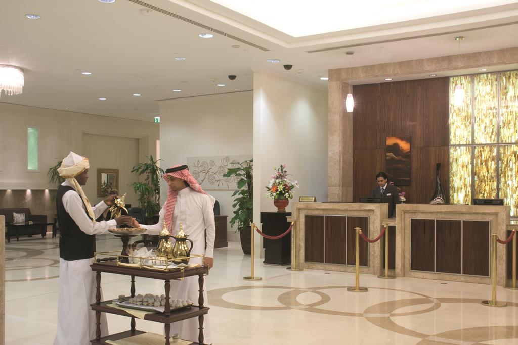 MÖVENPICK HOTEL & RESIDENCE HAJAR TOWER